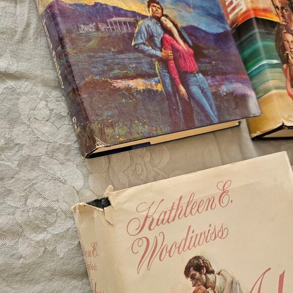 1980 Vintage Romance 4 Book Bundle - Himmel, Van‎ Slyke, Dailey & Woodiwiss - Picture 2 of 10